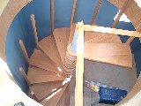 Spiral stair assembly
